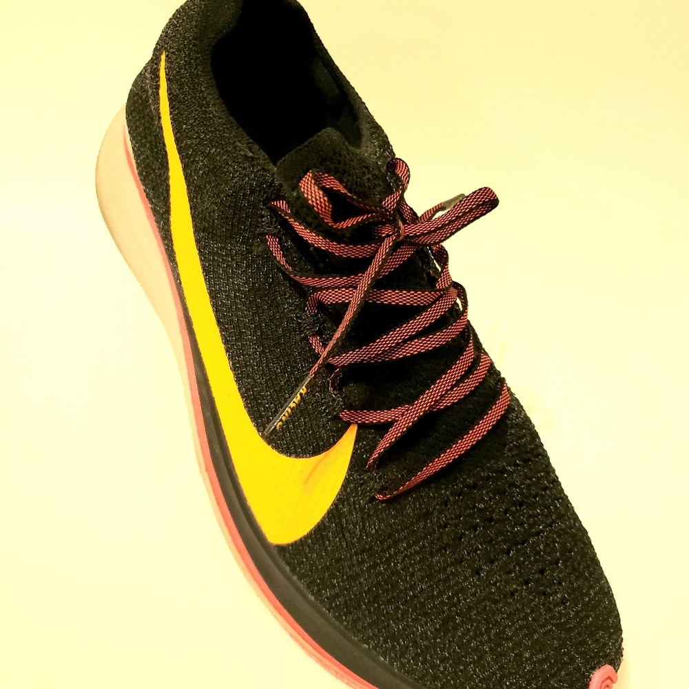 Women's Nike Zoom Fly FX Athletic Shoe Sz 9.5